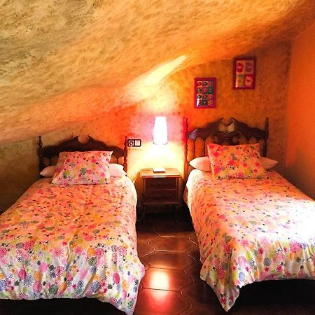 Casa Rural Cuevas Del Sol Guest House Setenil De Las Bodegas Exterior photo