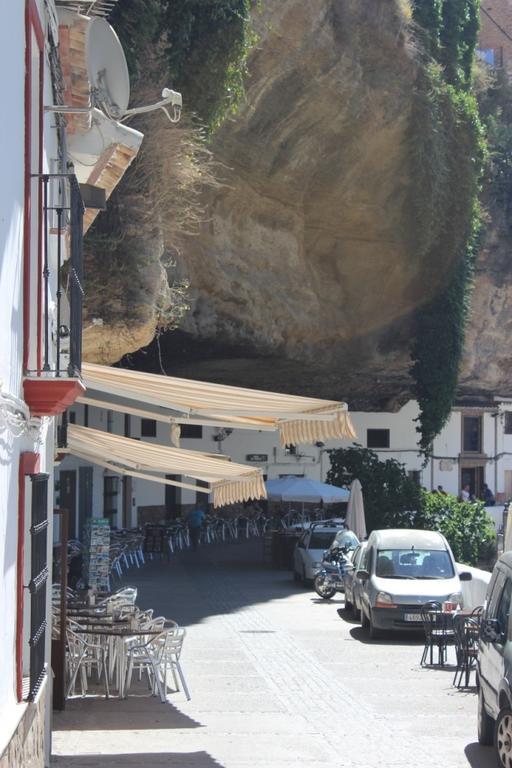 Casa Rural Cuevas Del Sol Guest House Setenil De Las Bodegas Exterior photo