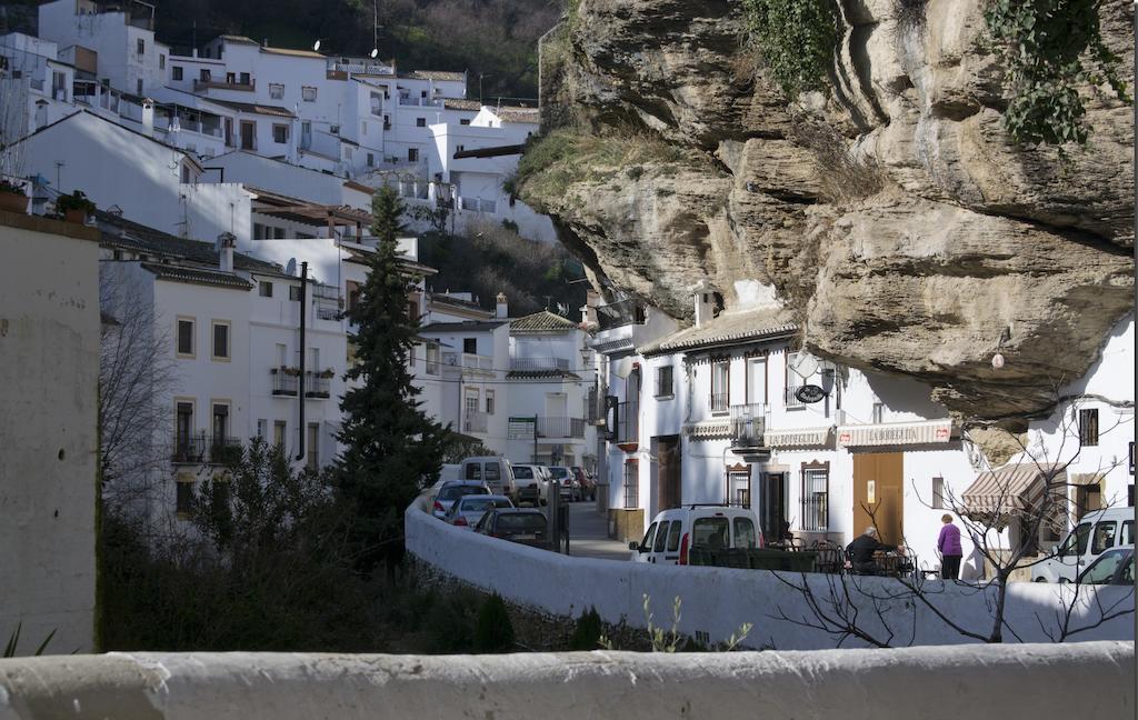 Casa Rural Cuevas Del Sol Guest House Setenil De Las Bodegas Exterior photo